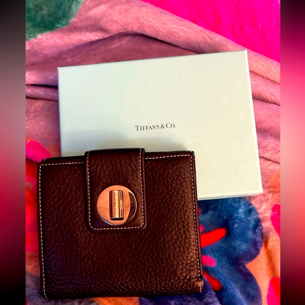 Tiffany & Co.Authentic Leather Compact Wallet